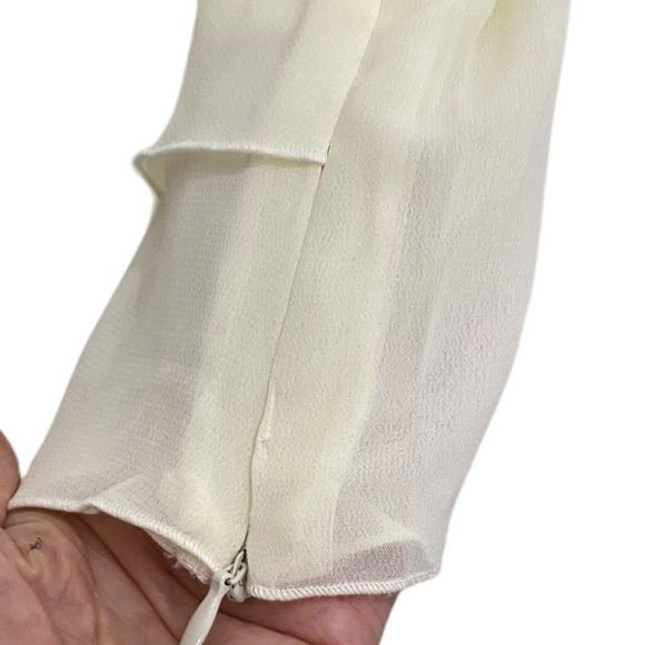 (4-128) Jordan Beige Tank Top With Ruffles on the Front Side Zipper - Picture 7 of 12